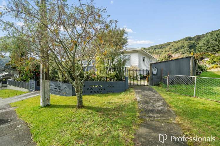 19 Gardiner Grove Wainuiomata_3