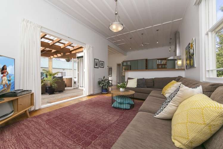 28 Cambridge Road Riverhead_10