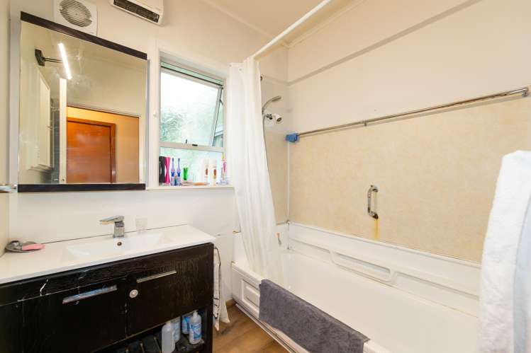 38 Wycliffe Street Onekawa_16