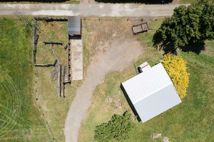 202 Kairau Road East Waitara_8