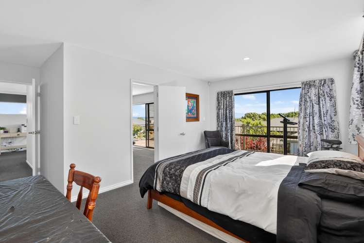 58 Aldinga Avenue Stoke_15