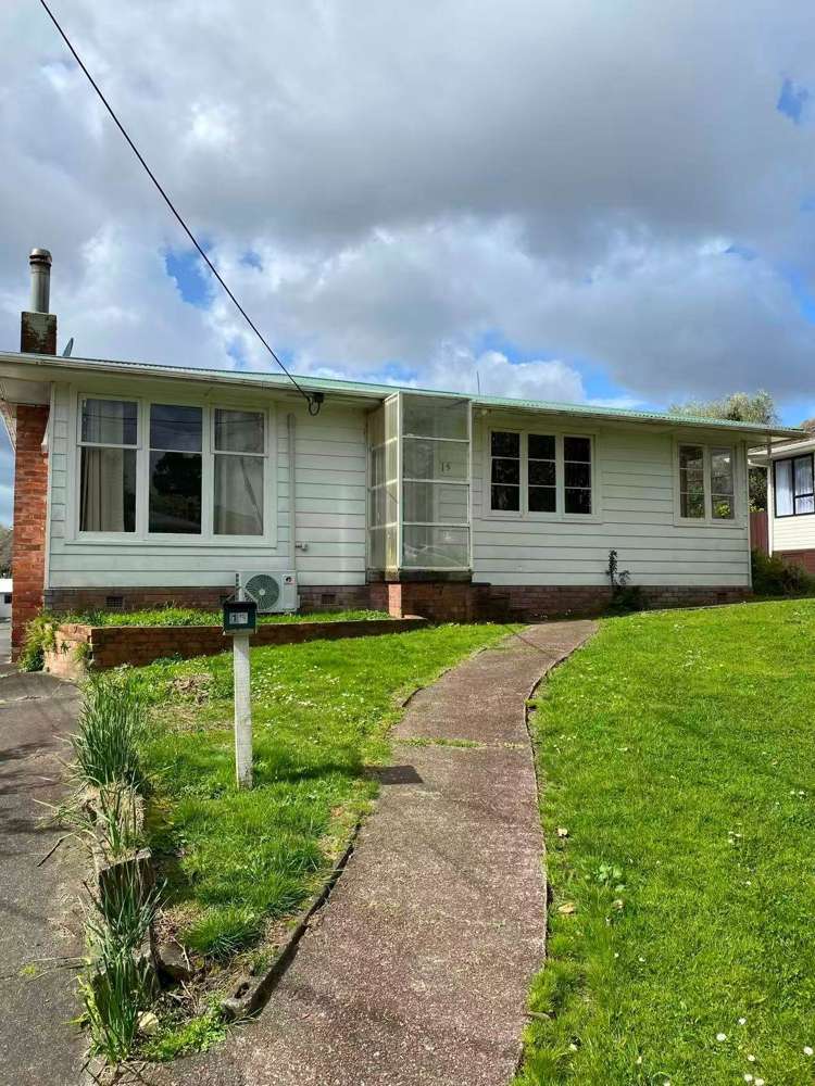 15 Kereru Street Henderson_1