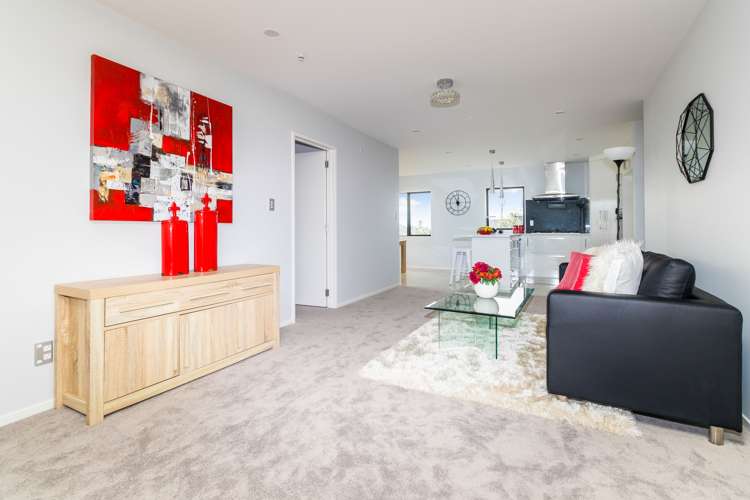 71a Solar Road Glen Eden_17