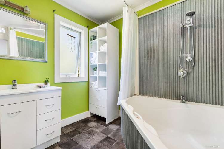 35 Victoria Avenue Waiuku_8