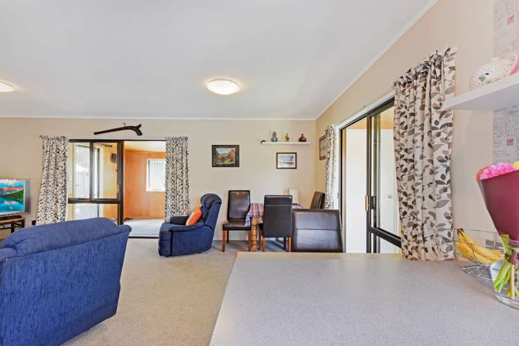 15 Ashcroft Place Richmond_8