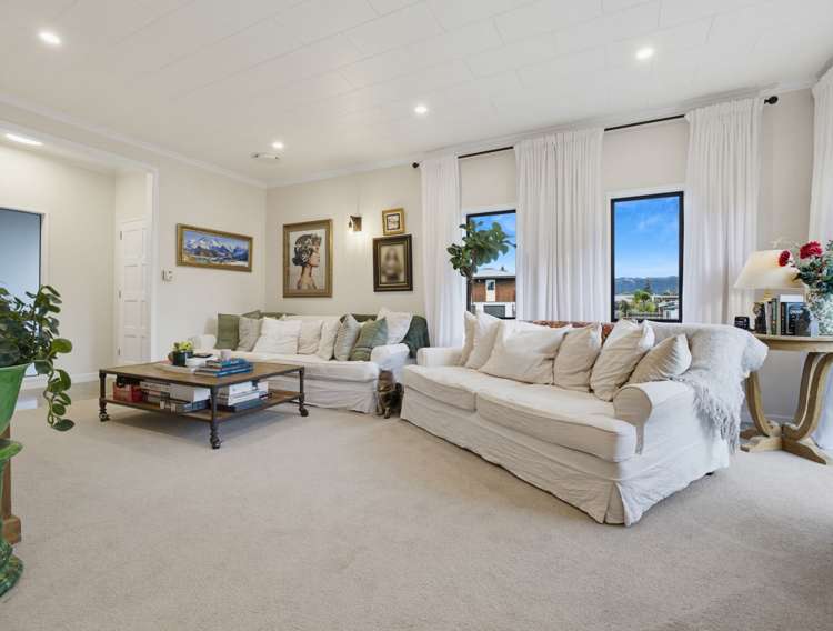 15 Carter Drive Pomare_1