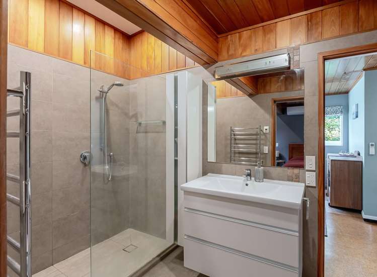 8 Christina Grove Normandale_13