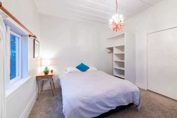 2/2 Evan Street Belmont_8