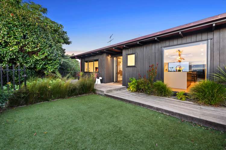 175 Sandspit Road Cockle Bay_40