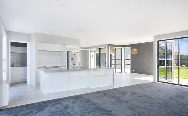 5 Lochern Rise Marchwiel_2