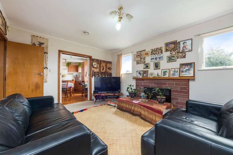 38 Kelkirk Street Kelston_13