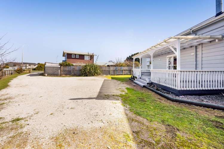 176 Glover Road Hawera_2