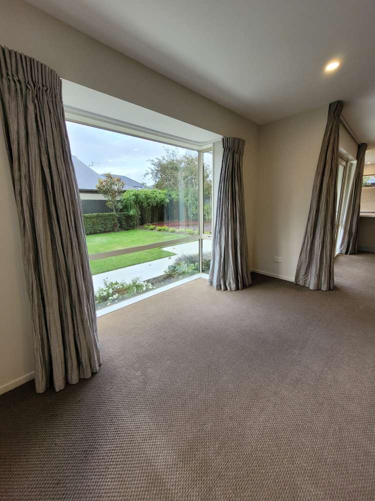 22 Croftwood Lane Harewood_10