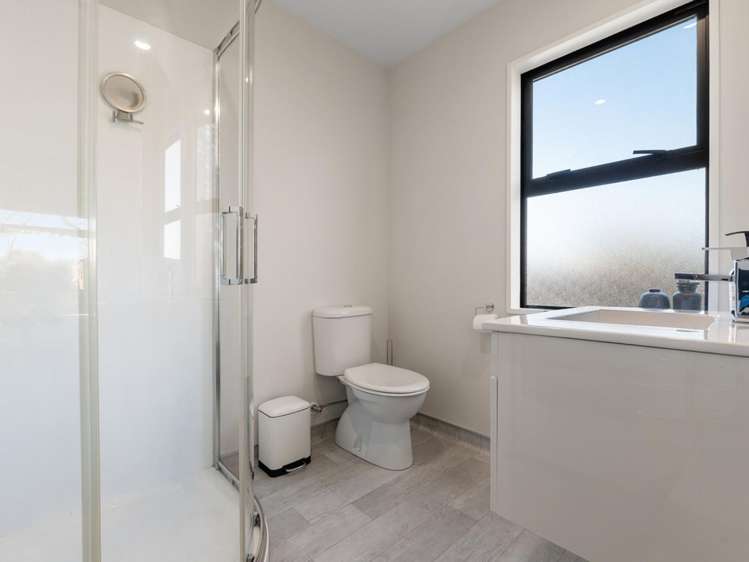 18 Grove Road Addington_18