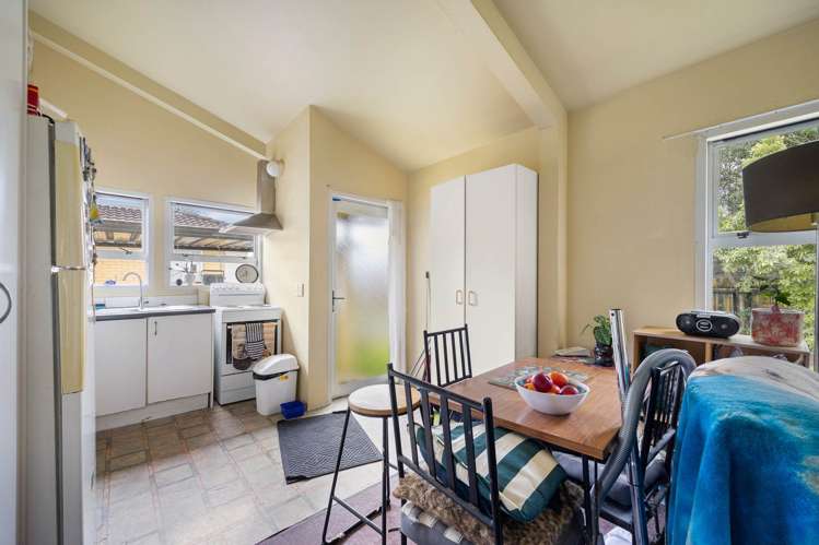 56 Molesworth Place Mangere_21