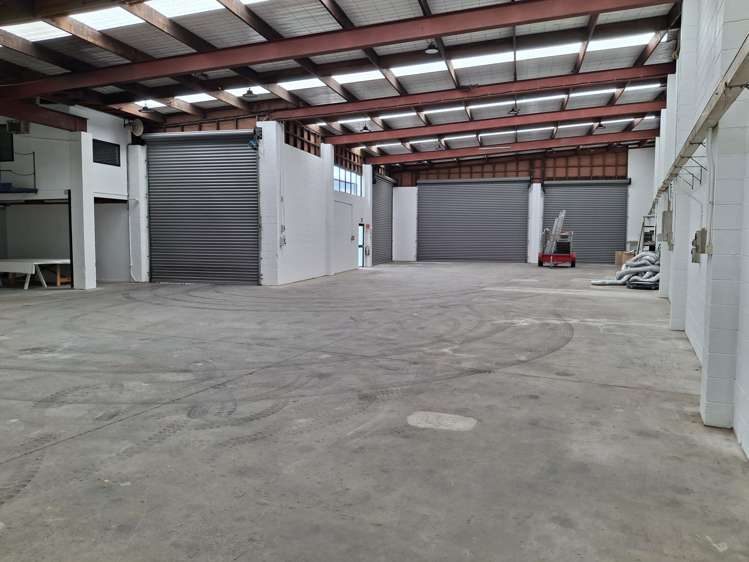 50 Parkway Drive Rosedale_2