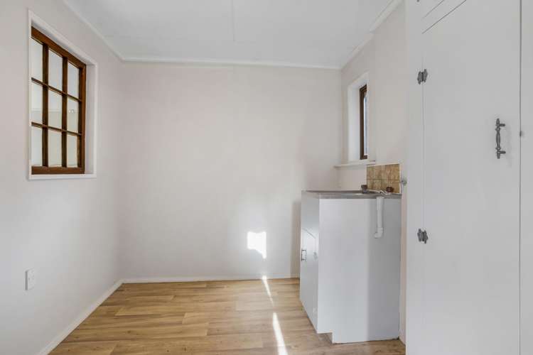 241 Gap Road West Winton_16