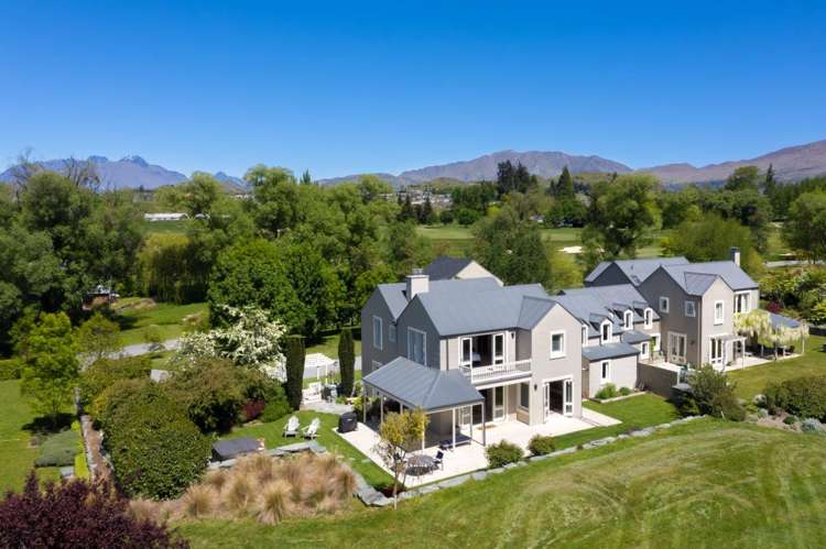2 Streamside Lane Arrowtown_11
