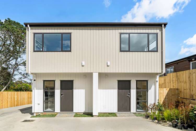 2/25 Abbotleigh Avenue Te Atatu Peninsula_4