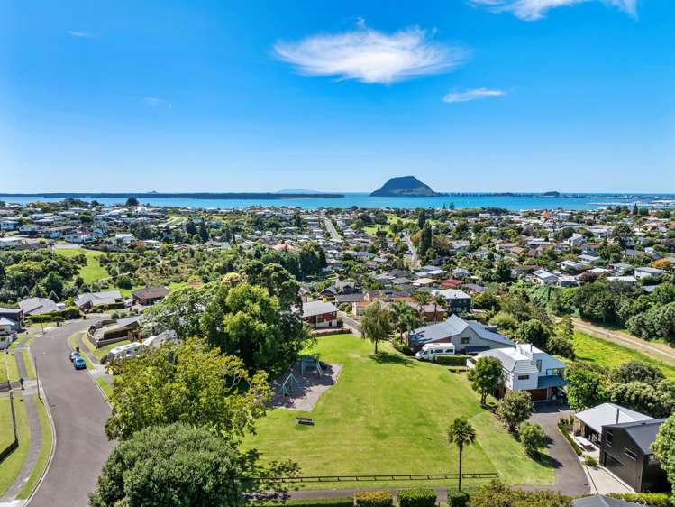 51 Hillcrest Road Otumoetai_29