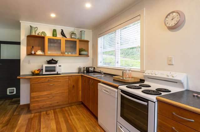 57 Tilley Road Paekakariki_3