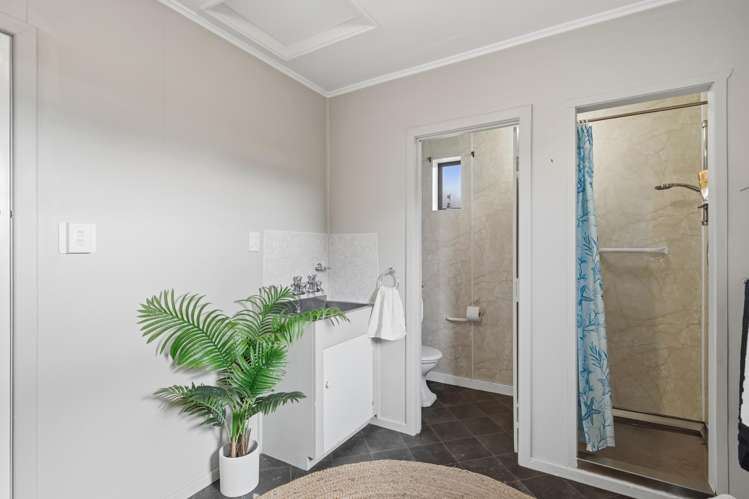 226 Crawford Street Glengarry_13