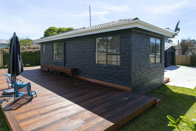 23 Motutahae Street Taupo_13