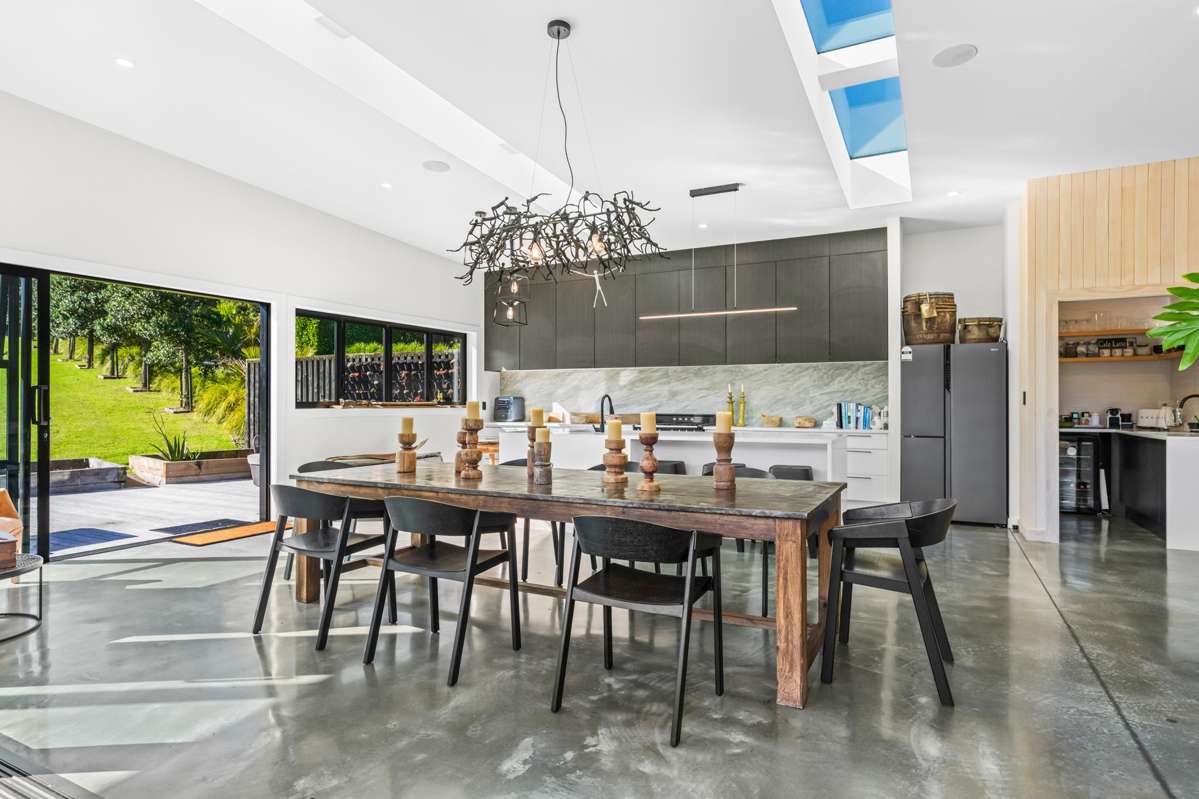120 Robert Hastie Drive_2