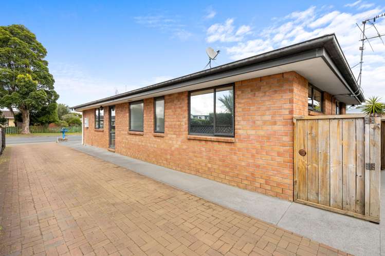 49 West Street Pukekohe_19