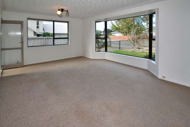 2/201 Innes Road Saint Albans_3