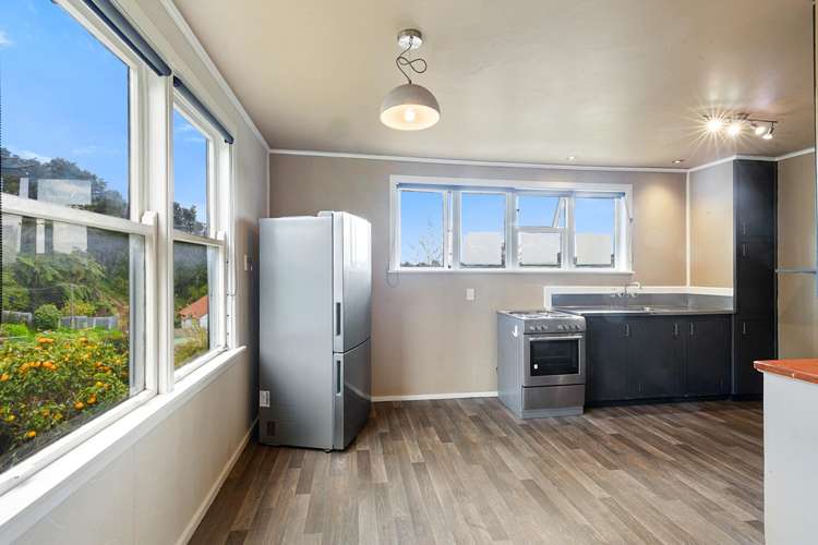 84 Glenpark Avenue_3