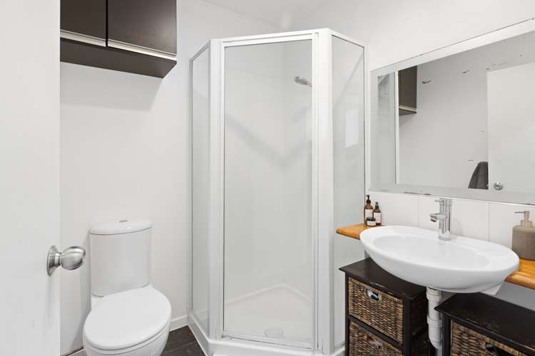 13/29 Rossmay Terrace Mount Eden_11