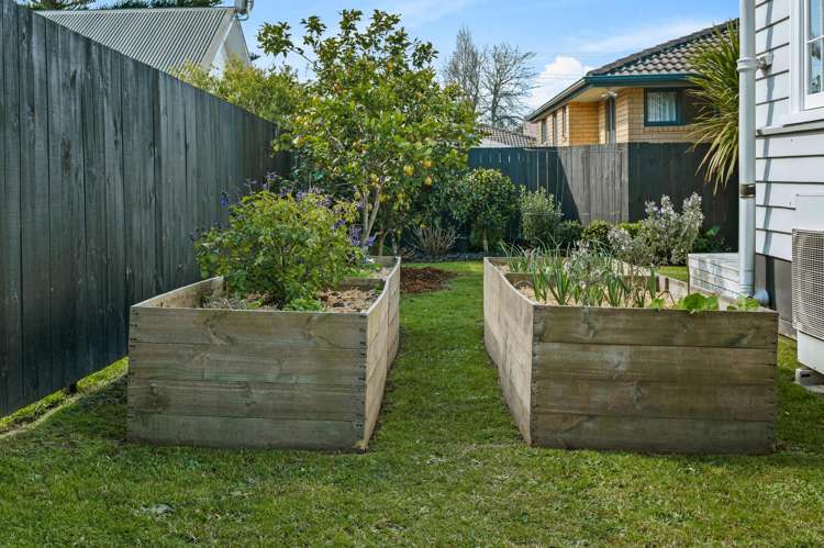 5 Rewa Street New Lynn_31