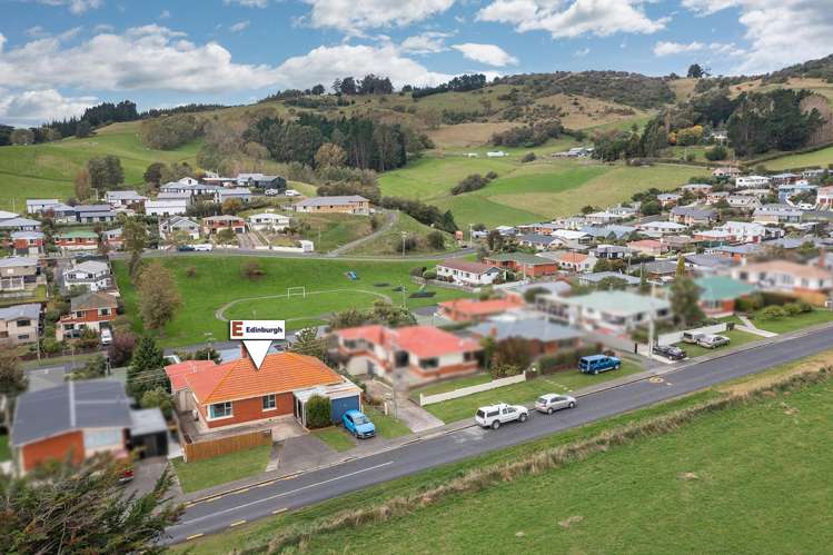 8 Weir Street Green Island_31