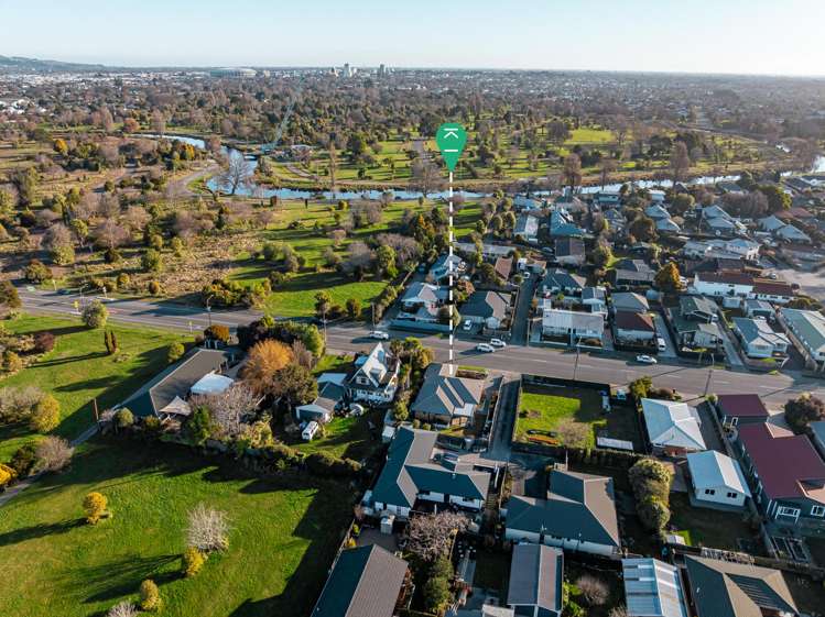 112 Gayhurst Road Dallington_3