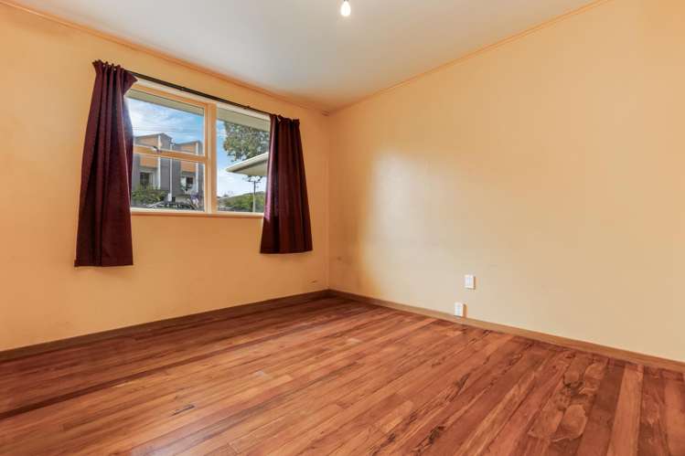 7 Newington Road Henderson_6