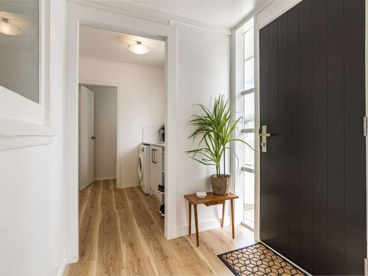 22 Roberts Road Te Atatu South_11