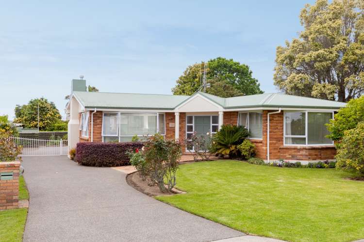 25 Hillcrest Road Otumoetai_22