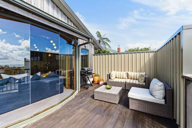 3b Barrett Street Westown_8