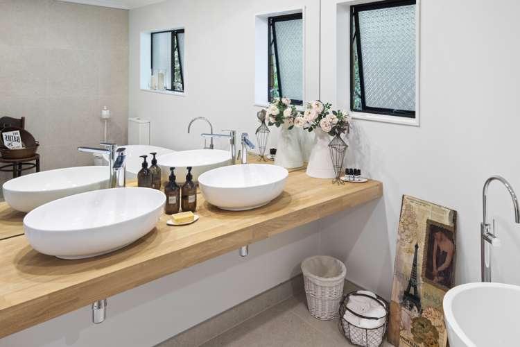 36 Edgewater Parade Waiuku_8