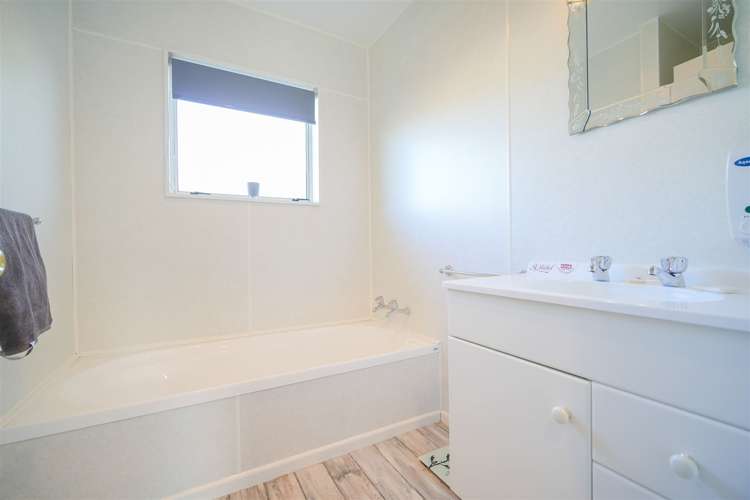 33 Bowen Street Te Anau_12