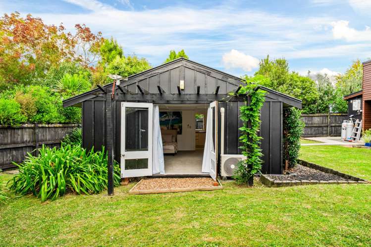 279 Royal Road Massey_15