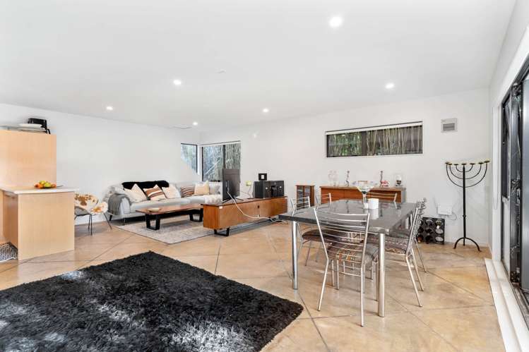 139A Atkinson Road Titirangi_23