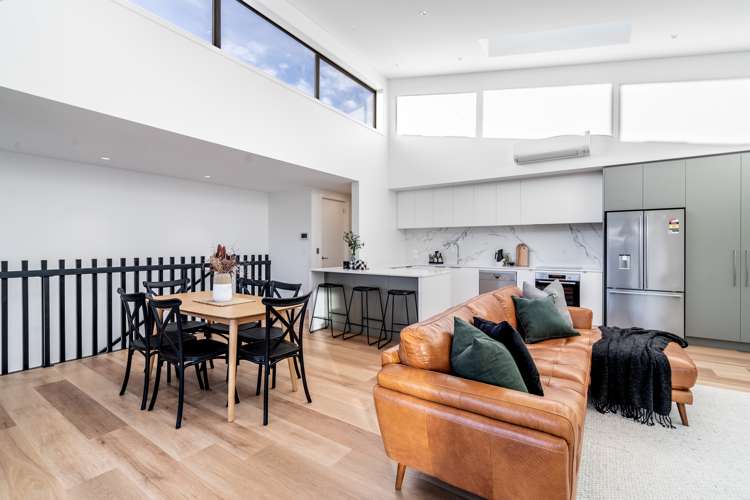 56 King Street Windsor_5