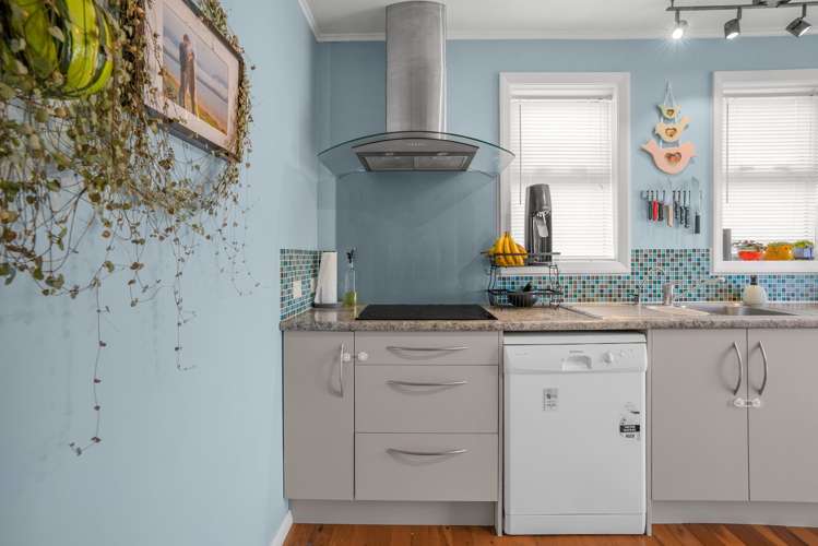 35 Hunter Street Taita_9