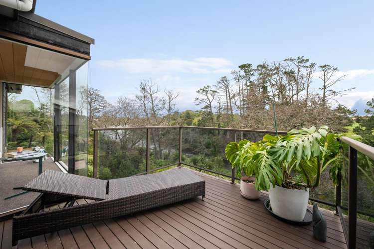 999 River Road Queenwood_32