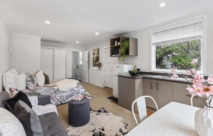 163 Karepa Street Brooklyn_11