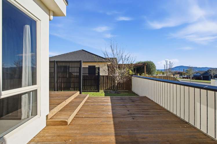 1 Stafford Rise Owhata_22