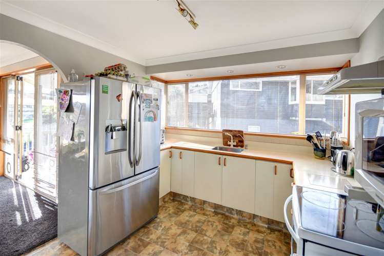 76 Roy Crescent Concord_4