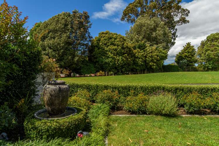 11 Contour Avenue Pyes Pa_15